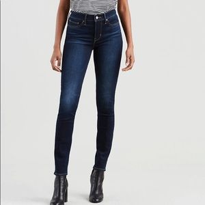 Levi’s 311 Shaping Skinny